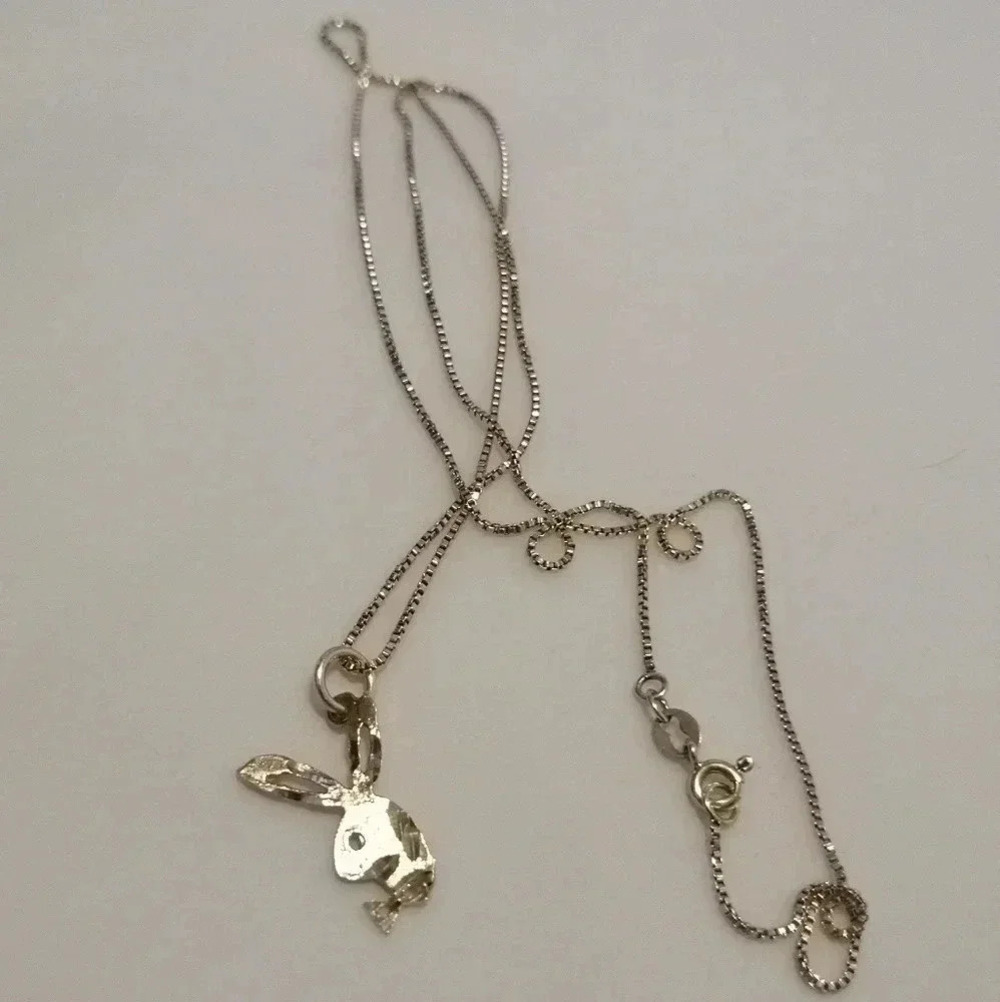 🐇 Vintage 10k Yellow Gold Playboy Bunny Necklace ✨